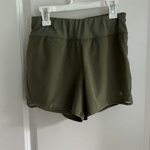 Athletic shorts size small
